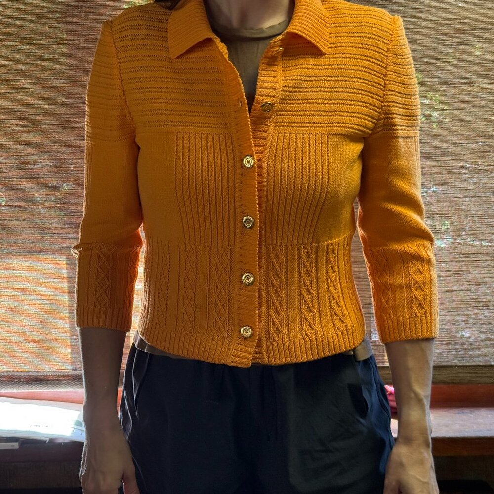 St. John All-season fitted sweater jacket
